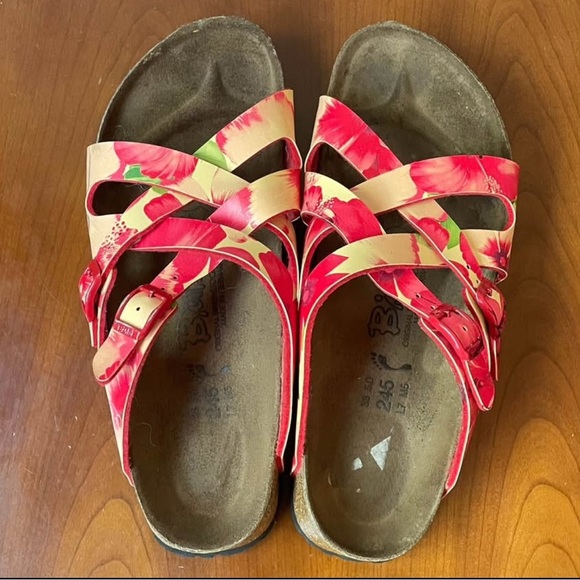 Birkenstock Birki’s Women’s Floral Crisscross Strap Sandals | EU 38 - Picture 2 of 8